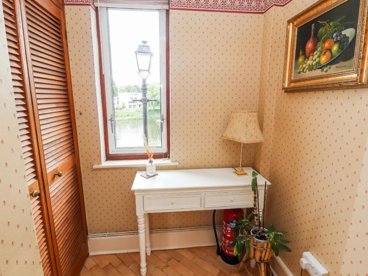 Dee Heights Penthouse Apartman Chester Kültér fotó