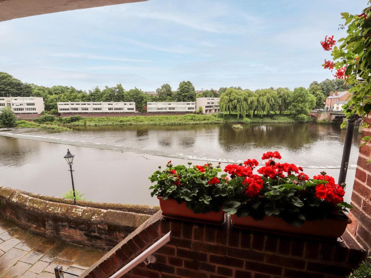 Dee Heights Penthouse Apartman Chester Kültér fotó