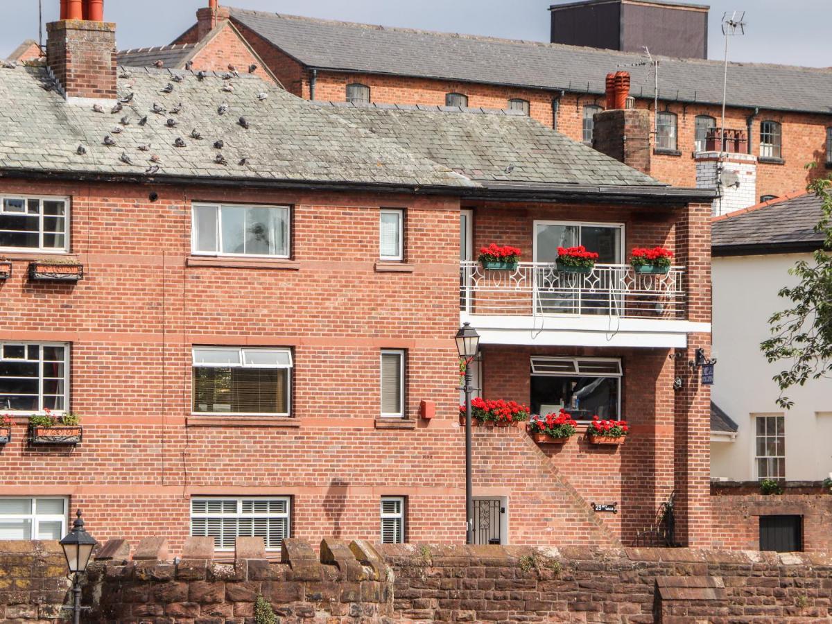 Dee Heights Penthouse Apartman Chester Kültér fotó